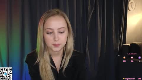  Chloe  online show from September 26, 2025, 6:45 pm