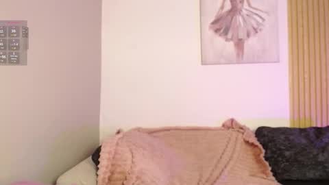 Snapshot of chloe_peach_ chatting on March 16, 2026, 12:31 pm chloe_peach_ online show from March 16, 2026, 12:31 pm