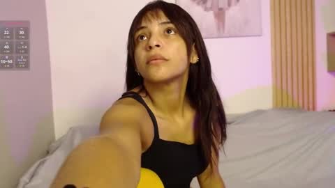 Snapshot of chloe_peach_ chatting on April 10, 2026, 11:59 am chloe_peach_ online show from April 10, 2026, 11:59 am