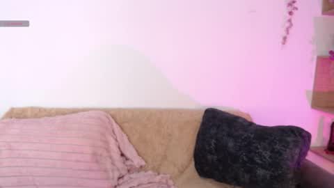 Snapshot of chloe_peach_ chatting on May 29, 2026, 12:03 pm chloe_peach_ online show from May 29, 2026, 12:03 pm