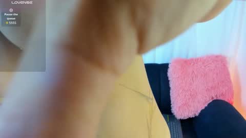 Chloe online show from February 13, 2026, 12:23 pm