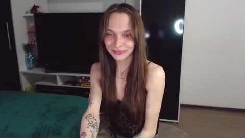 Chloe online show from January 31, 2025, 10:10 pm