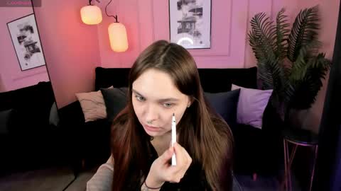 Snapshot of chloe_sunny chatting on May 24, 2026, 5:56 am Chloe online show from May 24, 2026, 5:56 am
