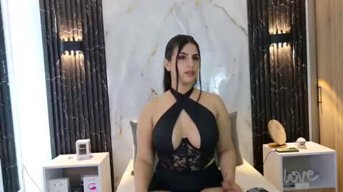 Snapshot of chloe_toms chatting on January 13, 2026, 10:37 pm chloe online show from January 13, 2026, 10:37 pm