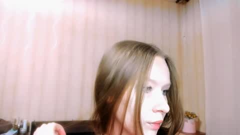 chloe wifey online show from April 8, 2026, 1:49 am