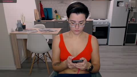 Eva and Sandra online show from December 6, 2024, 10:27 am