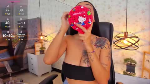  Chloe Harper  online show from November 19, 2025, 2:39 pm