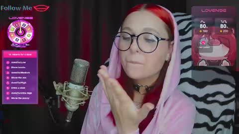 Snapshot of chloejenyss chatting on October 3, 2025, 4:04 pm Chloe online show from October 3, 2025, 4:04 pm