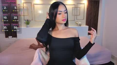 Chloe Moon online show from September 13, 2025, 12:05 pm