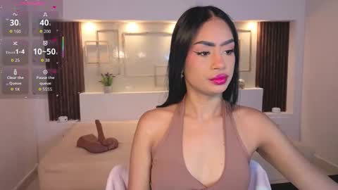 Chloe Moon online show from October 9, 2025, 11:52 am