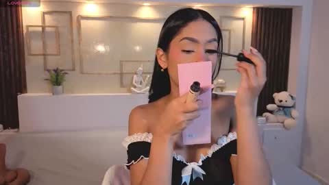 Chloe Moon online show from October 28, 2025, 11:58 am