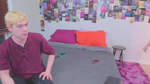 Snapshot of chloenight chatting on January 24, 2025, 10:21 am Chloe Night Milo Night online show from January 24, 2025, 10:21 am