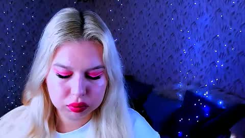 ChloeRicci online show from October 7, 2025, 8:22 am