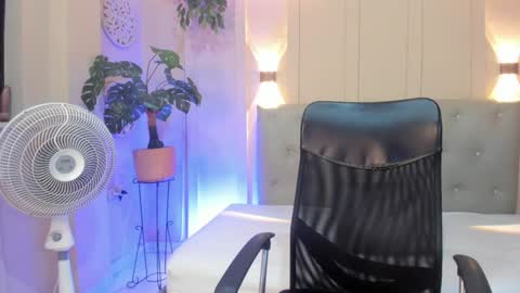 Chloe rosse online show from January 24, 2025, 1:35 am