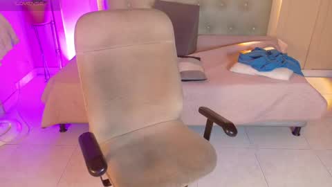 Chloe rosse online show from September 21, 2025, 12:34 am