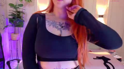 Snapshot of chloerossee chatting on July 8, 2026, 2:10 pm Chloe rosse online show from July 8, 2026, 2:10 pm