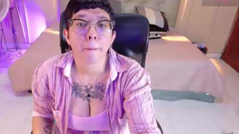 Snapshot of chloerossee chatting on July 16, 2026, 1:33 am Chloe rosse online show from July 16, 2026, 1:33 am