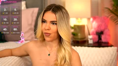Chloe online show from March 5, 2025, 3:29 am
