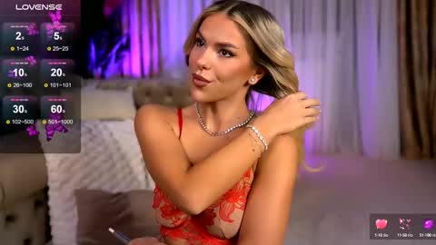 Chloe online show from September 16, 2025, 9:05 pm