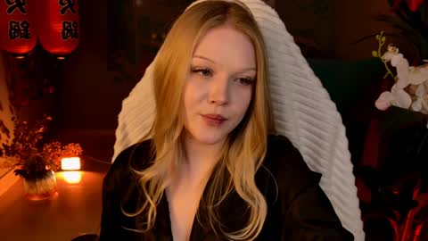 ChloeWight online show from April 3, 2026, 9:29 am