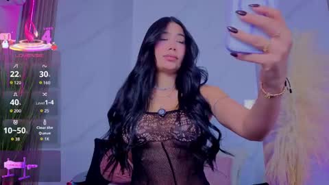 Chlooe online show from April 7, 2026, 2:12 am