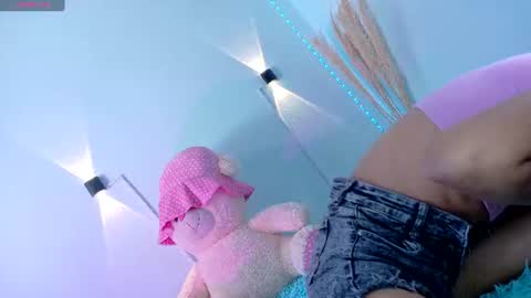 Snapshot of chocobunny1 chatting on July 28, 2026, 2:05 pm chocobunny1 online show from July 28, 2026, 2:05 pm