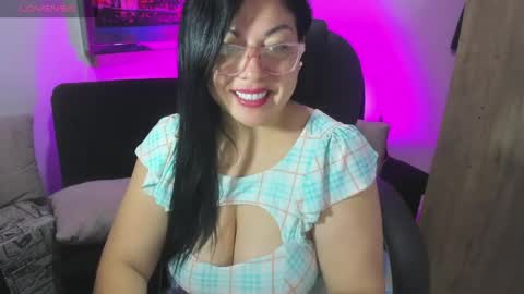 chocobunny_1 online show from April 26, 2026, 3:32 pm