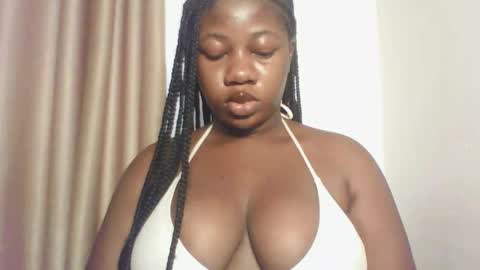 chocolateassgirl61 online show from October 29, 2025, 7:10 am