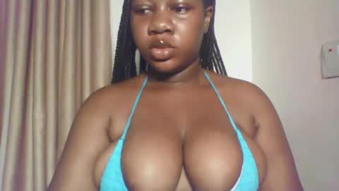 chocolateassgirl61 online show from October 31, 2025, 6:47 am