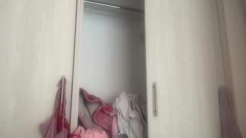 ChocolateCakeQueen online show from December 18, 2025, 7:09 pm