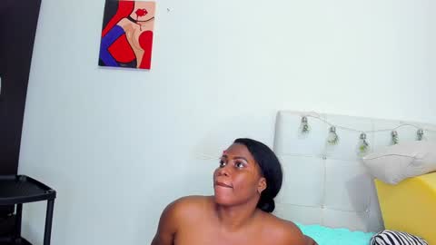 Snapshot of chocoo_dessert chatting on January 21, 2025, 7:47 am online show from January 21, 2025, 7:47 am