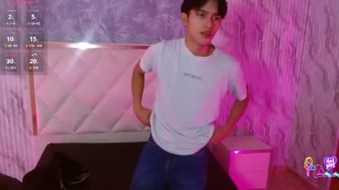 chos_tay online show from June 19, 2026, 11:25 am