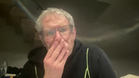 choupipat1 online show from February 28, 2025, 11:01 pm