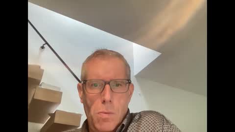 choupipat1 online show from October 8, 2025, 8:01 am