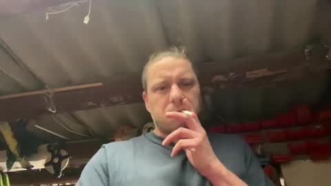 Snapshot of chris164 chatting on December 7, 2024, 6:21 am Chris online show from December 7, 2024, 6:21 am