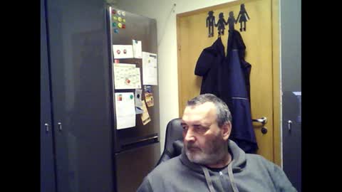 Chris online show from February 6, 2025, 6:56 pm