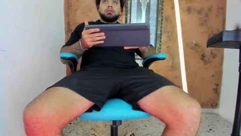 Snapshot of chris_evans00 chatting on February 20, 2026, 12:16 pm chris_evans00 online show from February 20, 2026, 12:16 pm