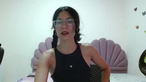 Snapshot of chris_gil785 chatting on January 7, 2025, 3:46 am Christal Gil online show from January 7, 2025, 3:46 am