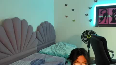 Snapshot of chris_gil785 chatting on January 7, 2025, 10:30 pm Christal Gil online show from January 7, 2025, 10:30 pm