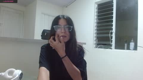 Snapshot of chris_gil785 chatting on January 28, 2025, 11:07 pm Christal Gil online show from January 28, 2025, 11:07 pm