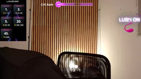 cris         Twitter magnum101010 insta magnumc20 online show from December 18, 2025, 12:00 pm