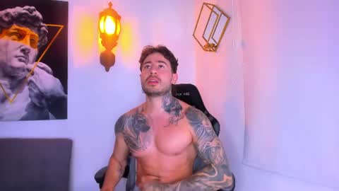 Snapshot of chris_milleer chatting on June 25, 2026, 1:49 am chris_milleer online show from June 25, 2026, 1:49 am