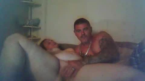 chrisandtrish096 online show from March 29, 2026, 5:18 am