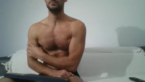 Snapshot of chrisaron chatting on October 17, 2025, 4:26 am chrisaron online show from October 17, 2025, 4:26 am