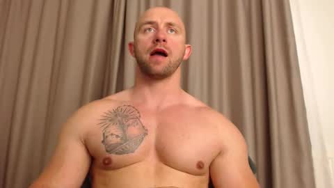 Snapshot of chrisbigbiceps chatting on May 29, 2026, 5:22 pm chrisbigbiceps online show from May 29, 2026, 5:22 pm