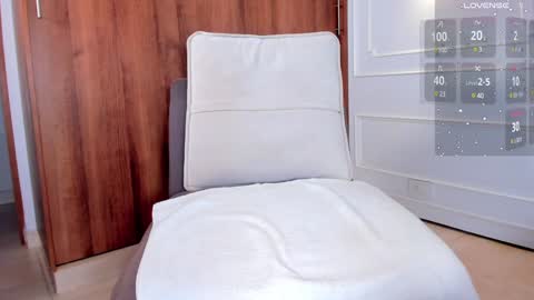 Chrishell online show from December 6, 2024, 1:51 am