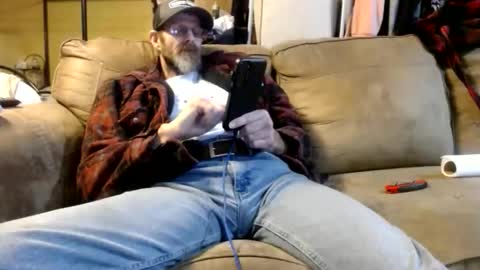 chrisintn online show from November 24, 2025, 7:02 pm