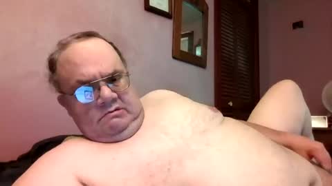Snapshot of chrismini312 chatting on June 24, 2026, 6:29 pm Chris The Jerk Off King online show from June 24, 2026, 6:29 pm