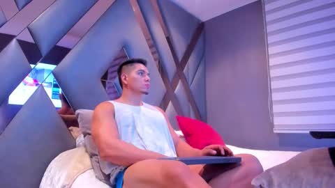 chrismorgan24 online show from September 29, 2025, 7:08 pm