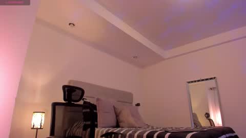 chrismorgan24 online show from December 22, 2025, 11:57 pm